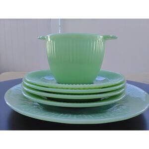 Vintage Fire-King Jane Ray Jadeite Vertical Ribbed Plates & Saucer